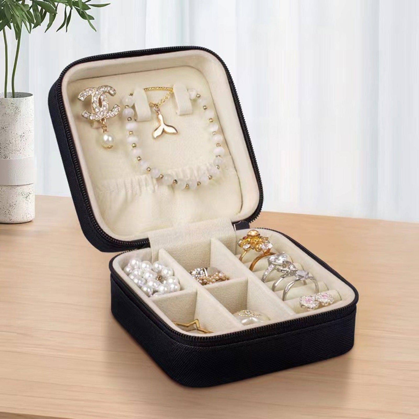 Black Zip Around Square Jewelry Box