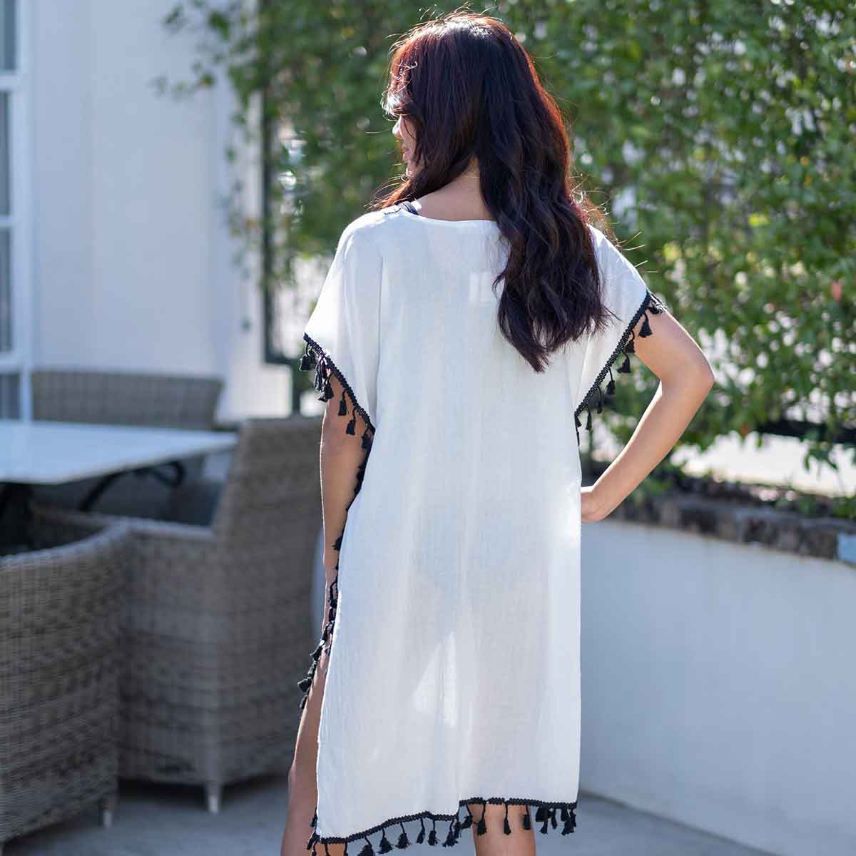 Lisa Cover Up   White/Black   One Size