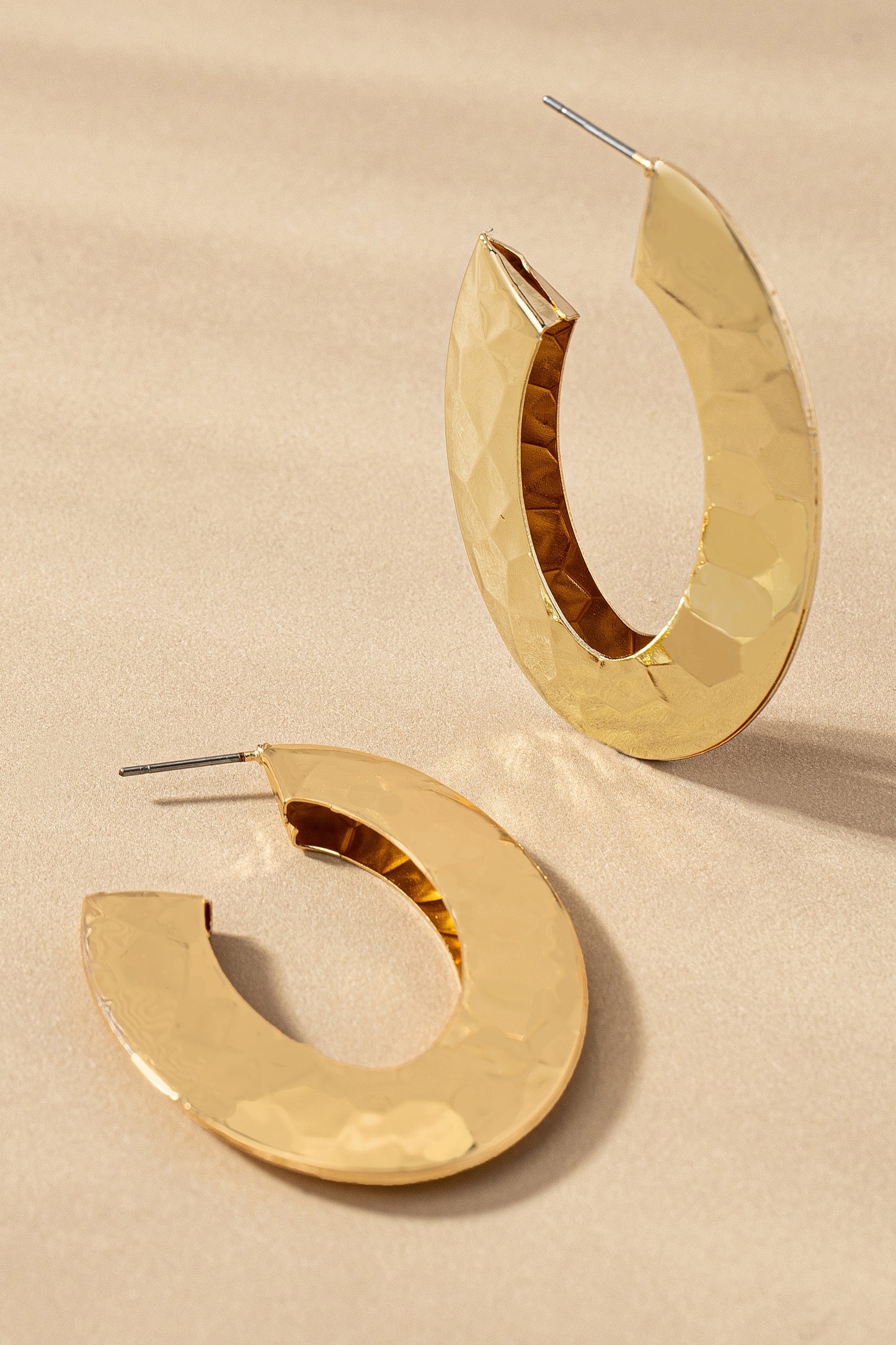 Puffy Hammered Oval Hoop Earrings